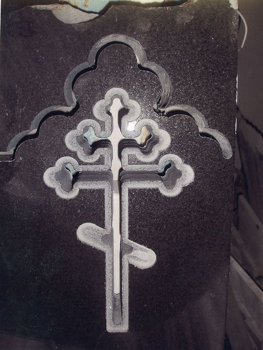 Фигурная резка гранита