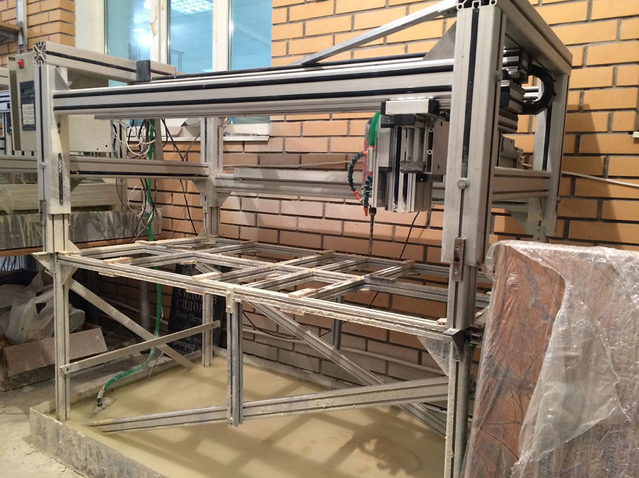 Фрезерные станки в работе