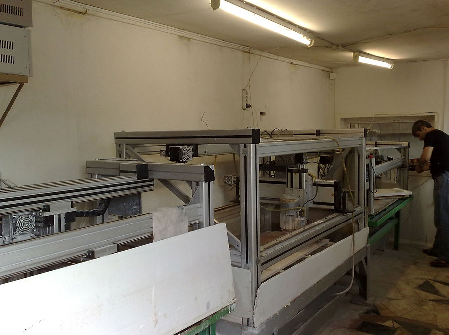 Фрезерные станки в работе