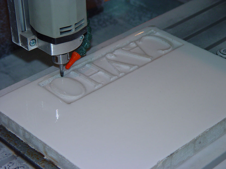 Фрезерные станки в работе