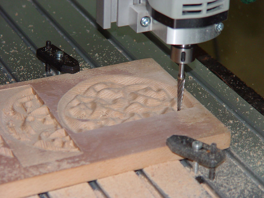 Фрезерные станки в работе