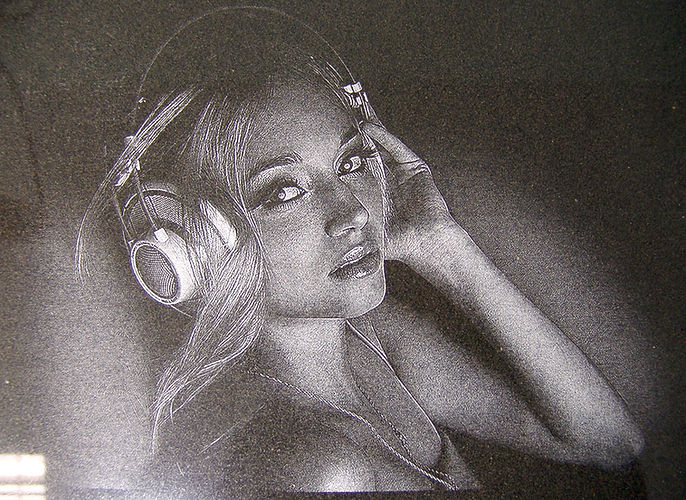 Образец гравировки. Версия 8, точечный режим, частота 400Гц.